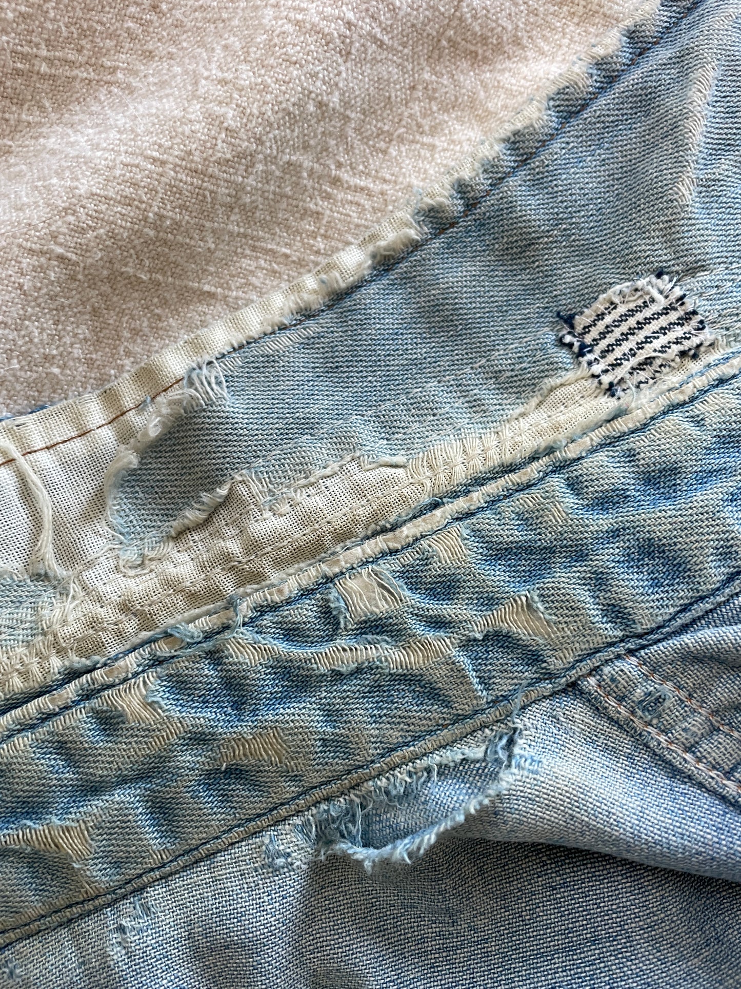 70s Wrangler Pearl Snap Chambray Shirt