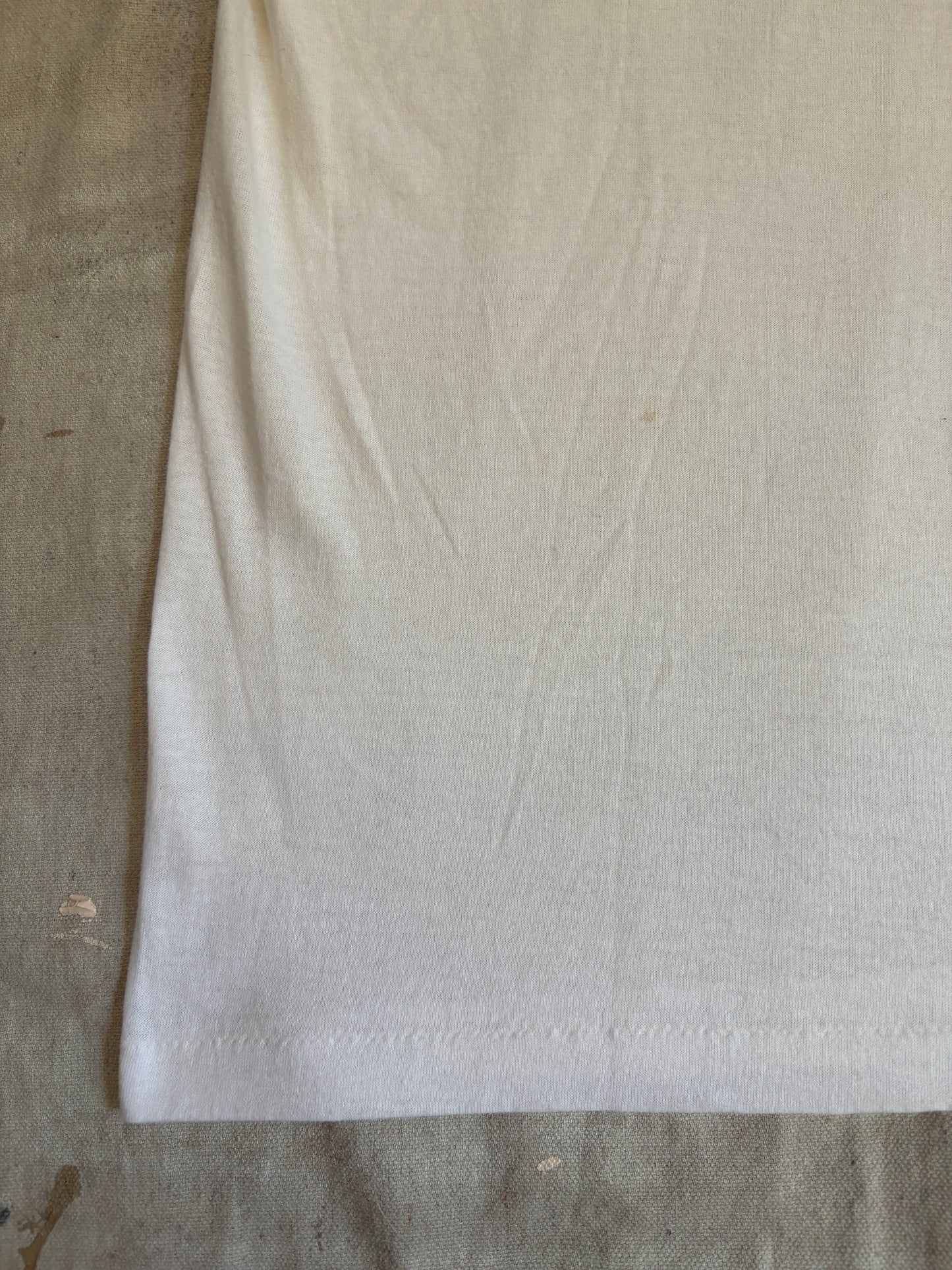 80s The Inn At East Hill Farm Troy NH Ringer Tee