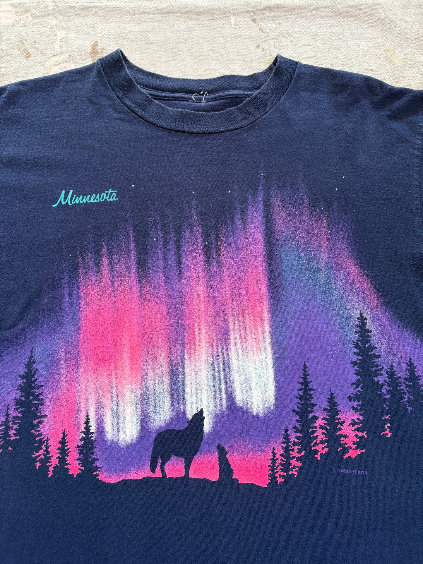 Vintage 90s Minnesota Howling Wolf Nature Tee