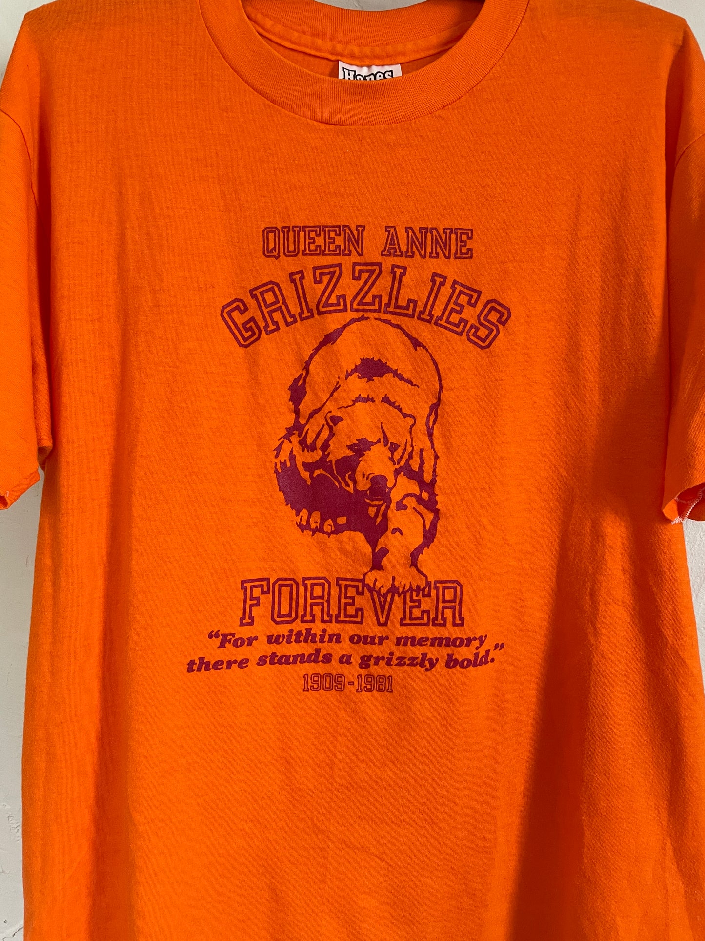 80s Queen Anne Grizzlies Tee