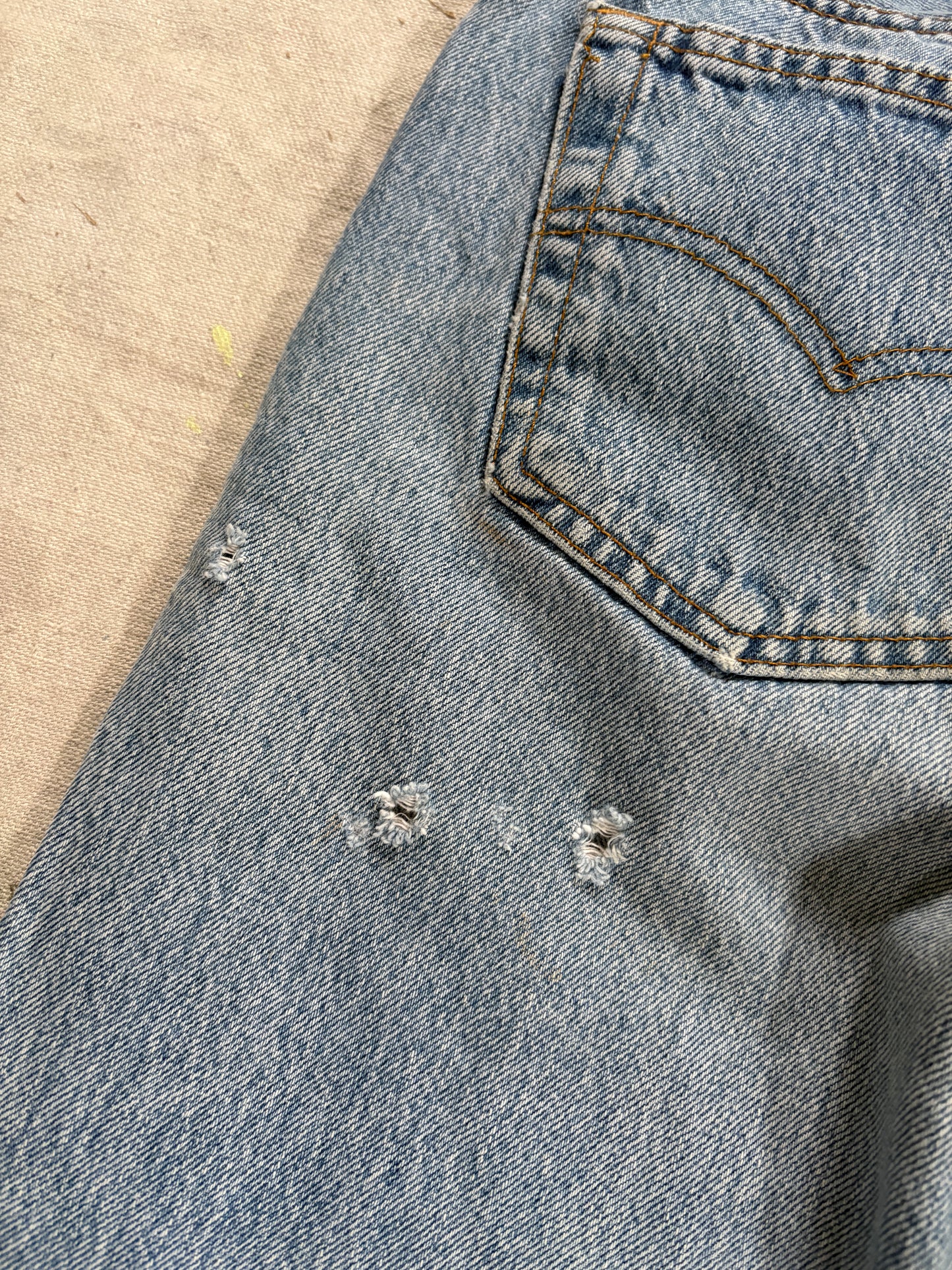 Vintage 90s Levi’s 501 Jeans