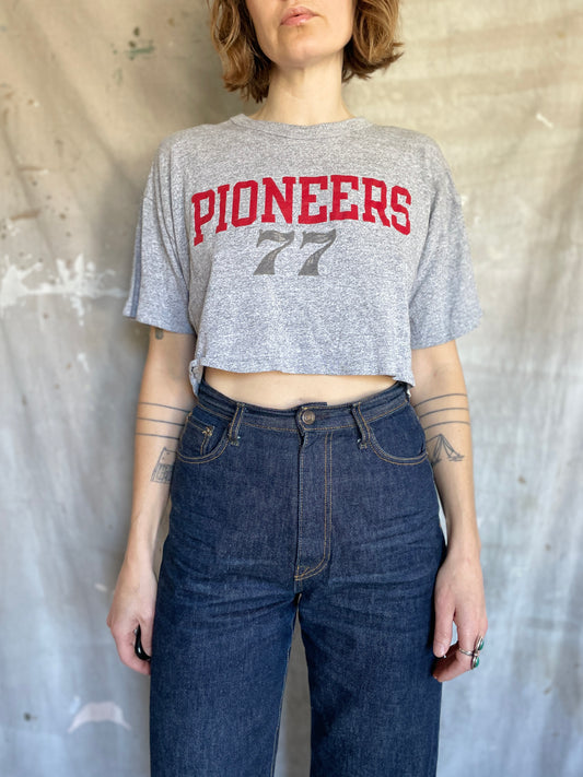 80s Pioneers ‘77 Cropped Tee
