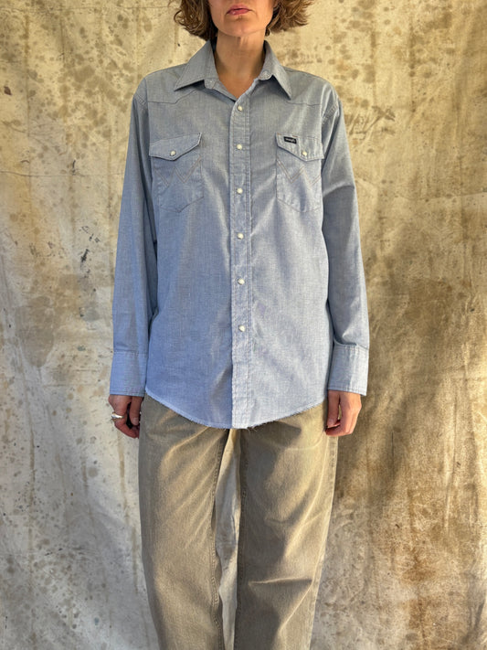 Vintage 90s Wrangler Pearl Snap Chambray Shirt