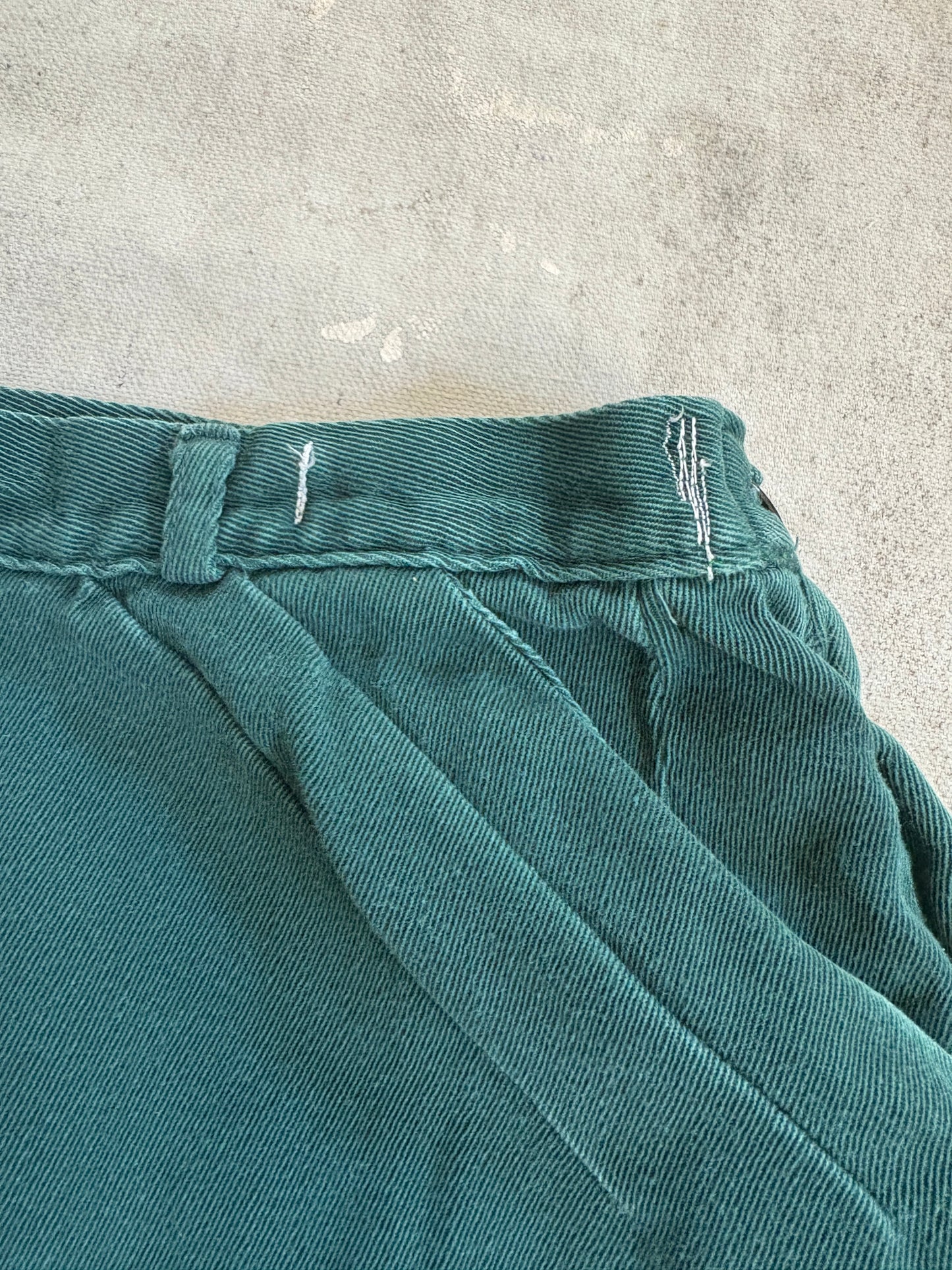 Vintage 50s/60s Green Girl Scout Side Zip Shorts