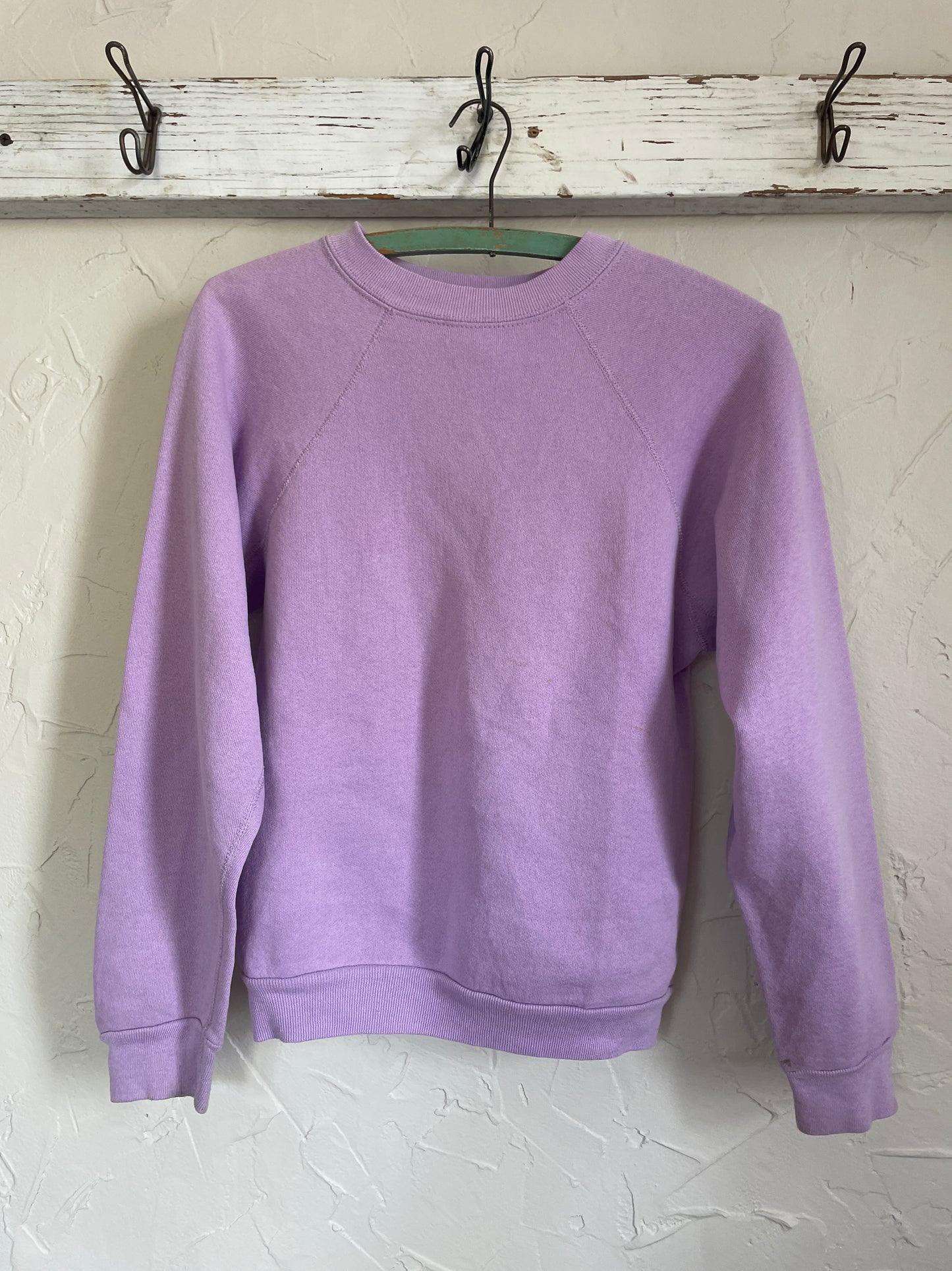 80s Blank Lavender Sweatshirt