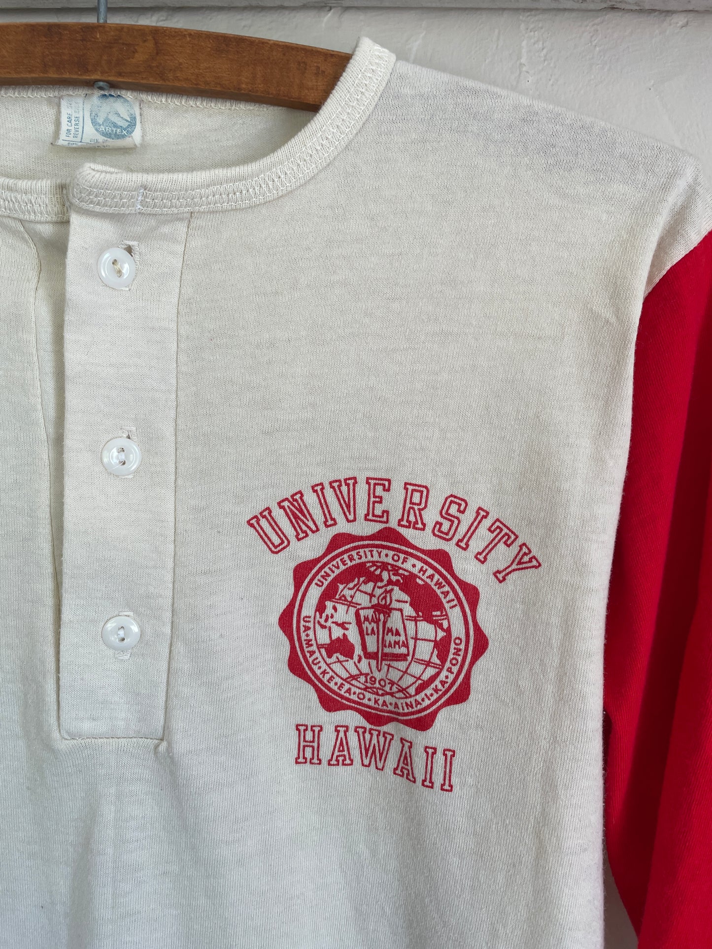 80s University Of Hawaii Baseball Tee