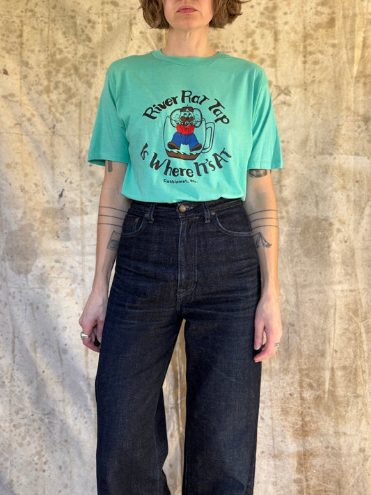 Vintage 80s River Rat Tap Cathlamet WA tee