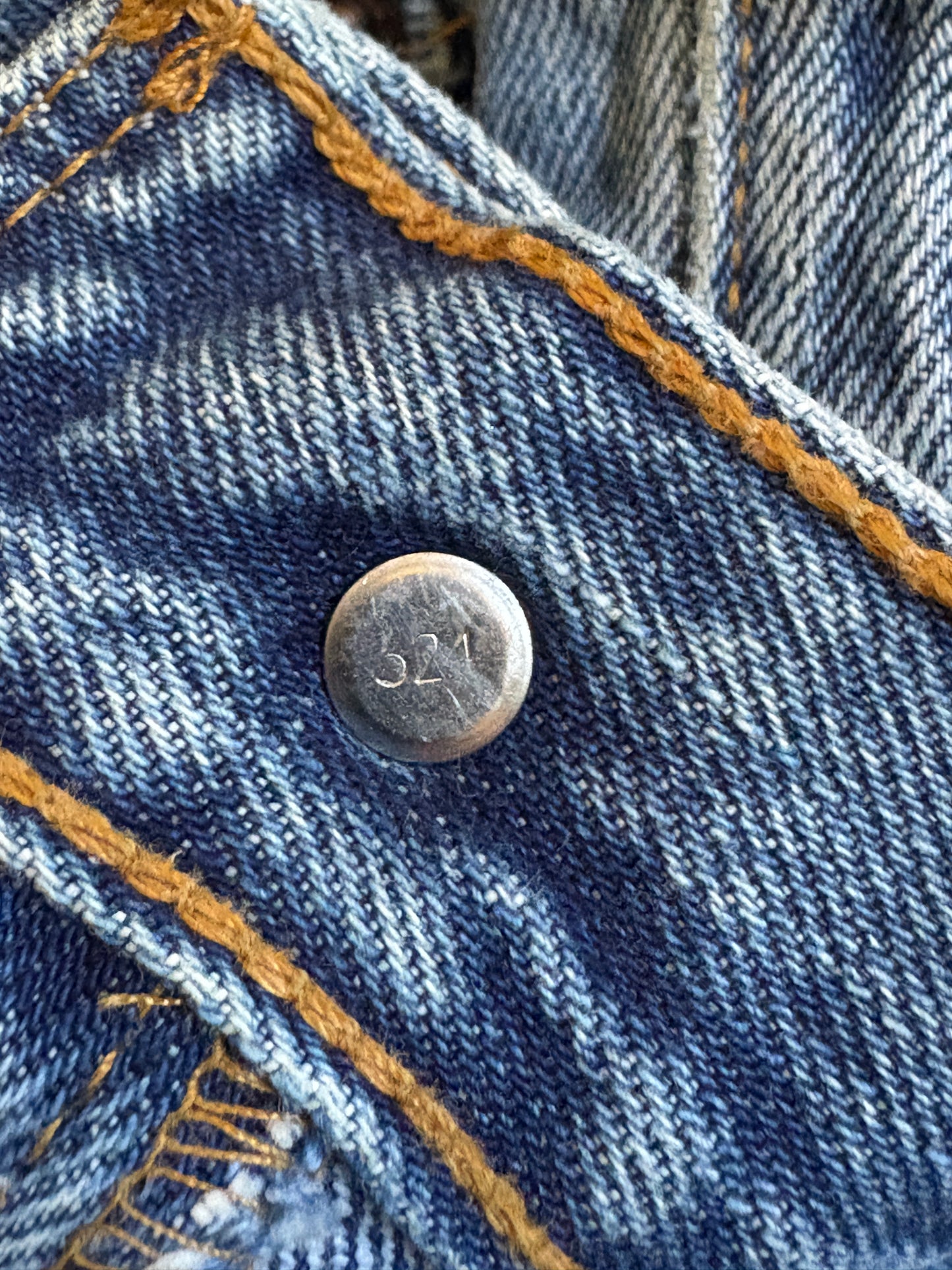 Vintage 90s Levi’s 501 Jeans