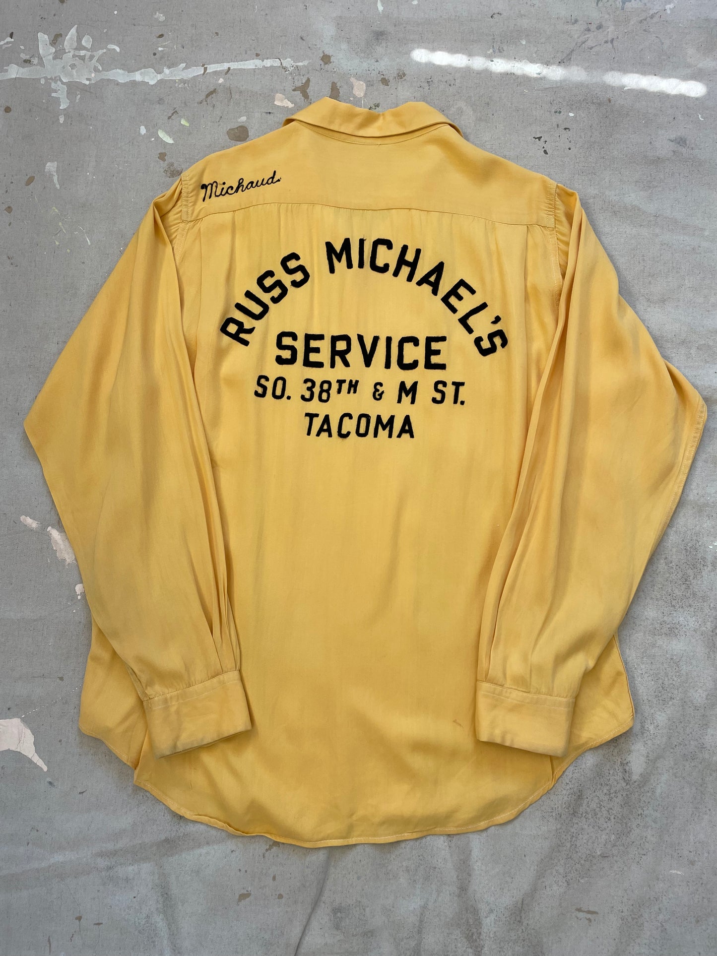 Russ Michael’s Service So. 38th & M St. Tacoma, WA Bowling Shirt