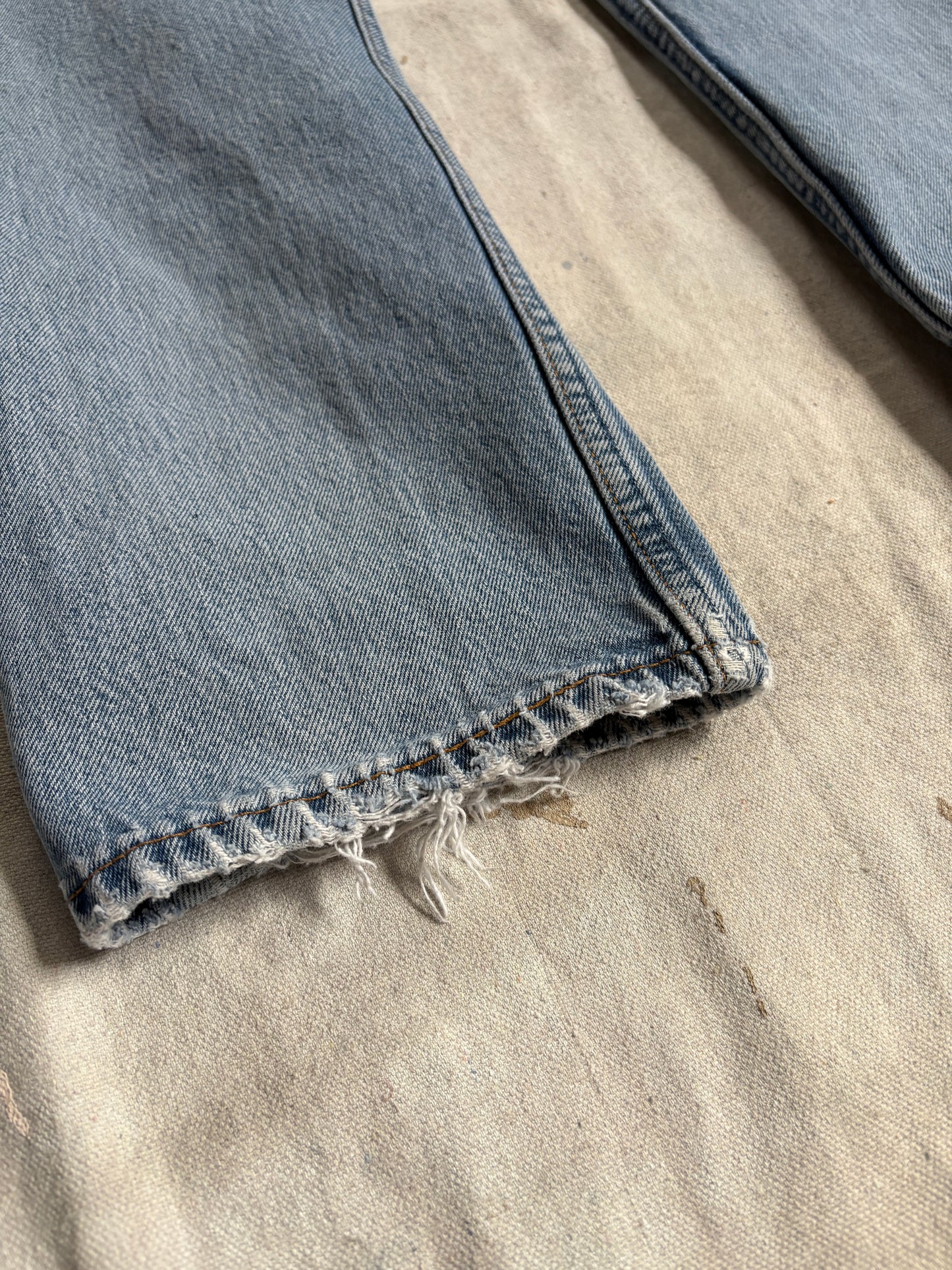 90s Levi’s 501 Jeans