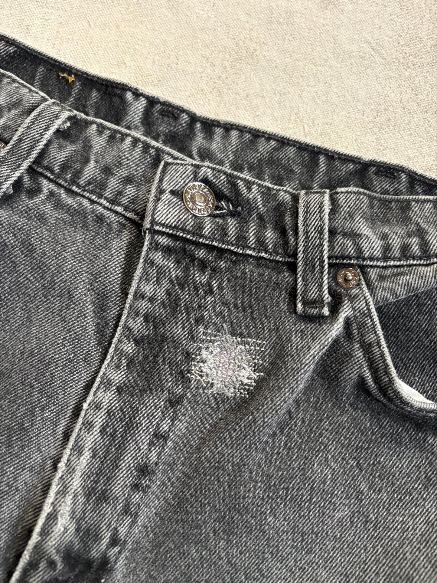 Vintage 90s Faded Black Orange Tab Levi’s 550 Jeans