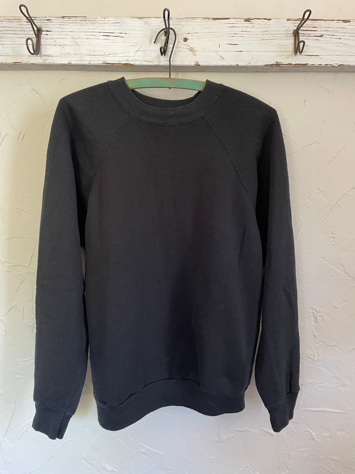 80s Blank Black Sweatshirt