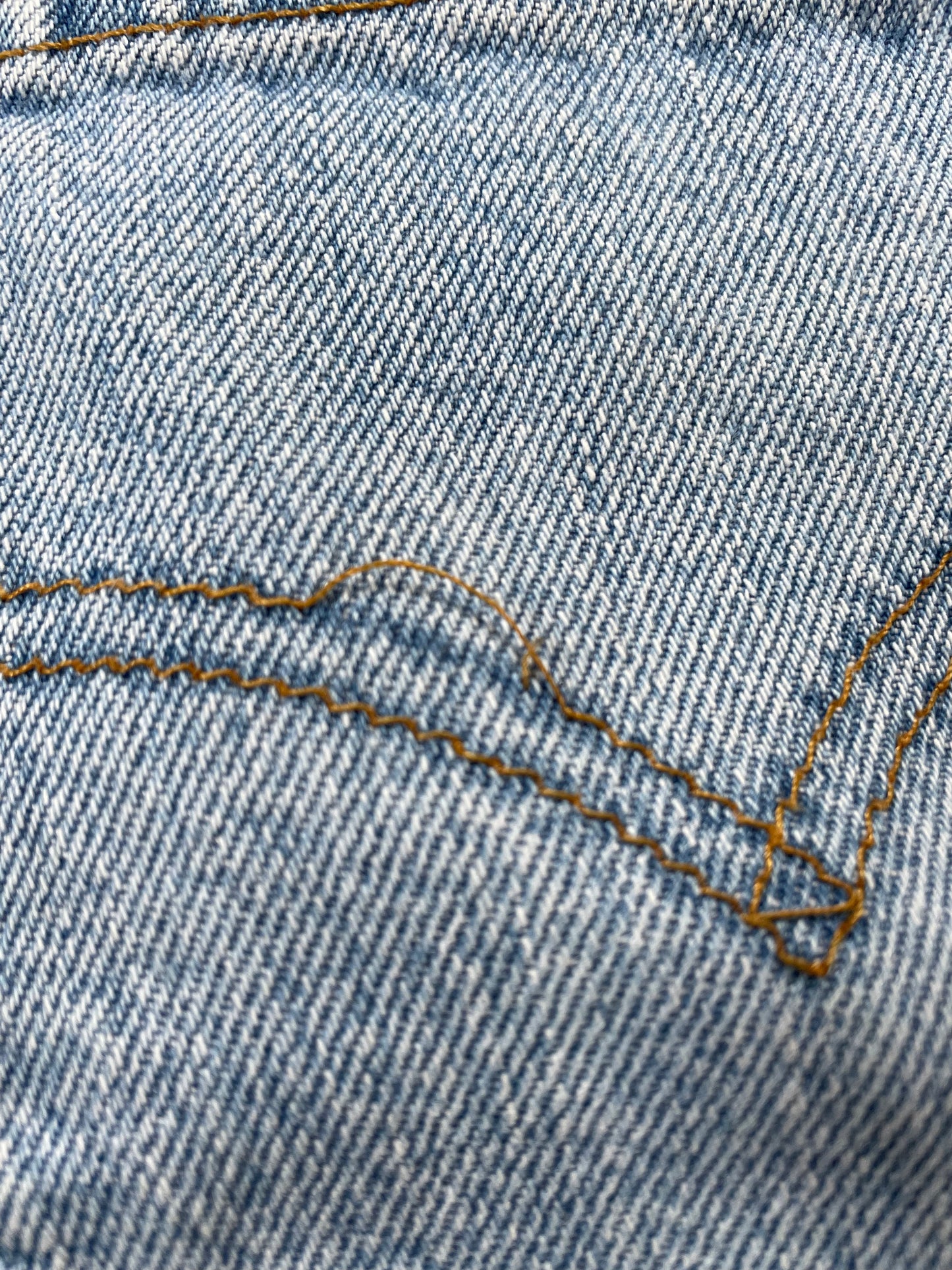 90s Levi’s 560 Tapered Jeans