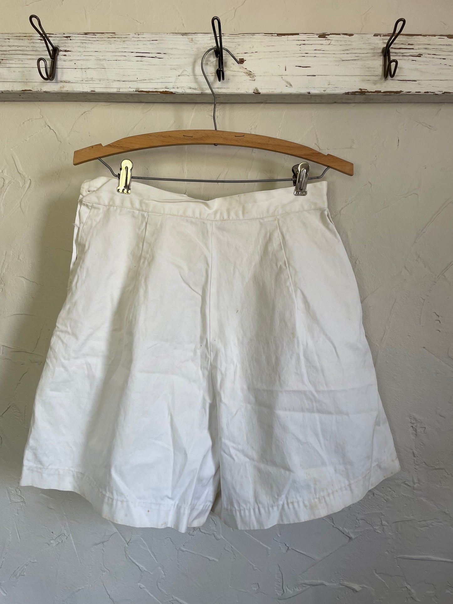 50s/60s White Side Button Shorts