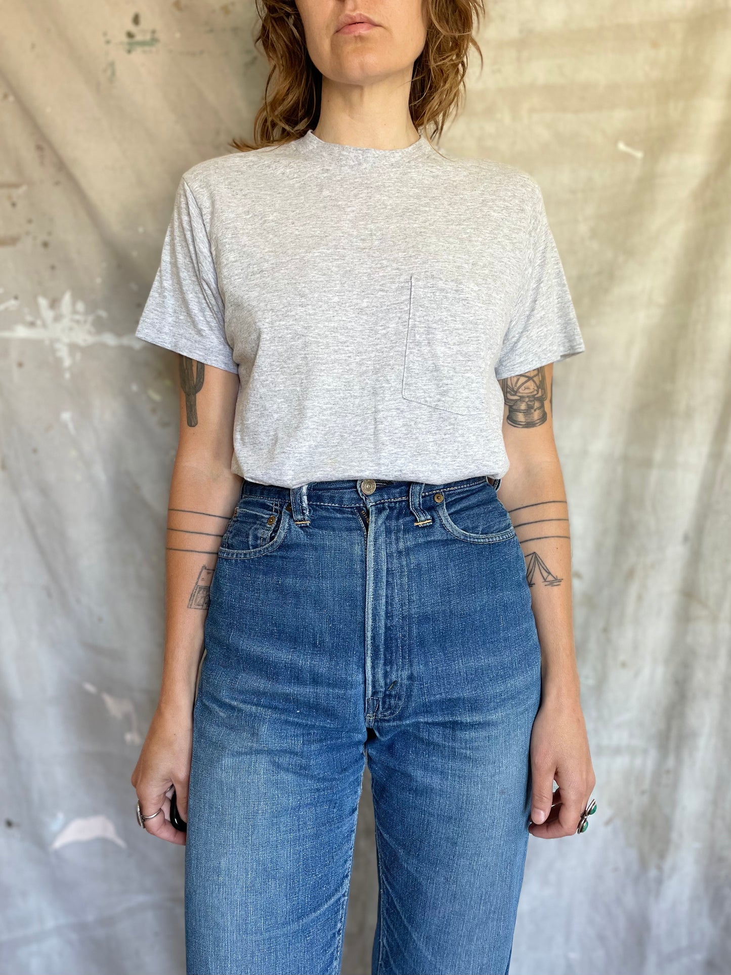 80s Heather Grey Pocket Tee