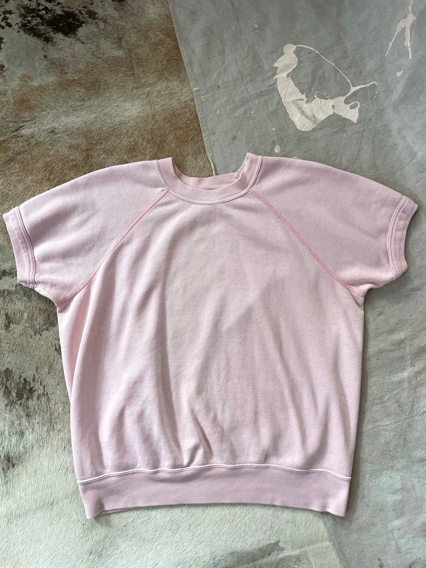 90s Blank Pale Pink Short Sleeve Sweatshirt