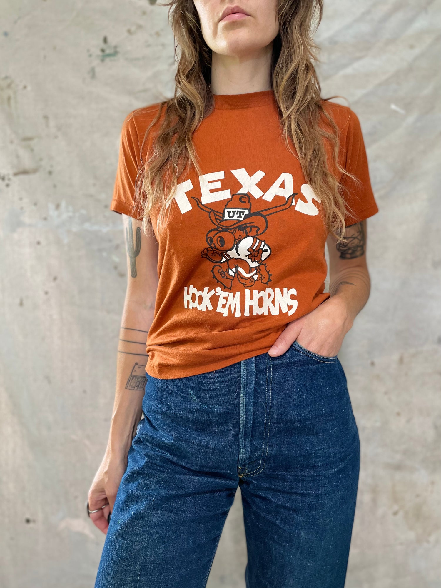 80s Texas Longhorns Hook ‘Em Horns Tee
