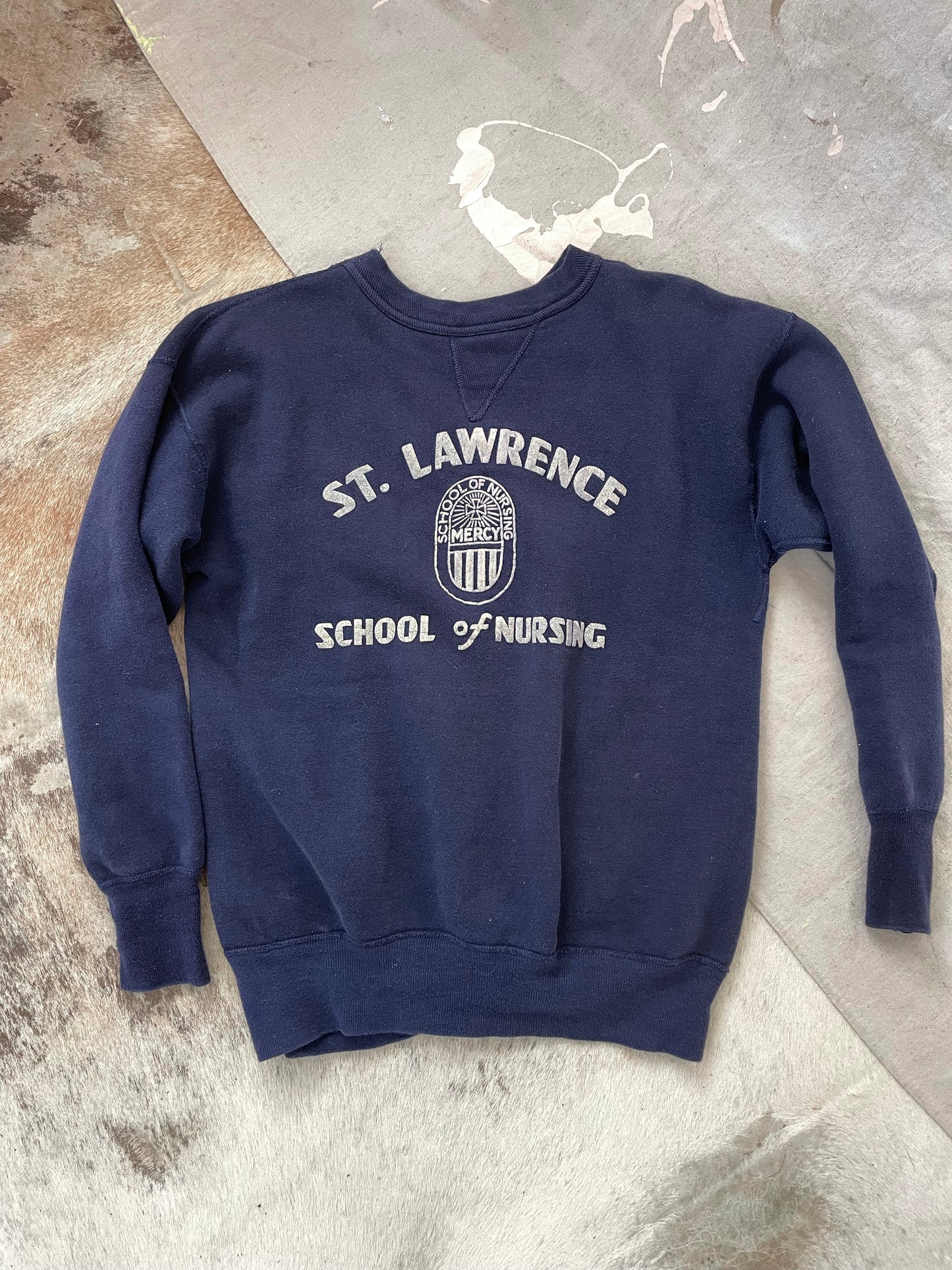 50s/60s St Lawrence School Of Nursing Single V Stitch Sweatshirt