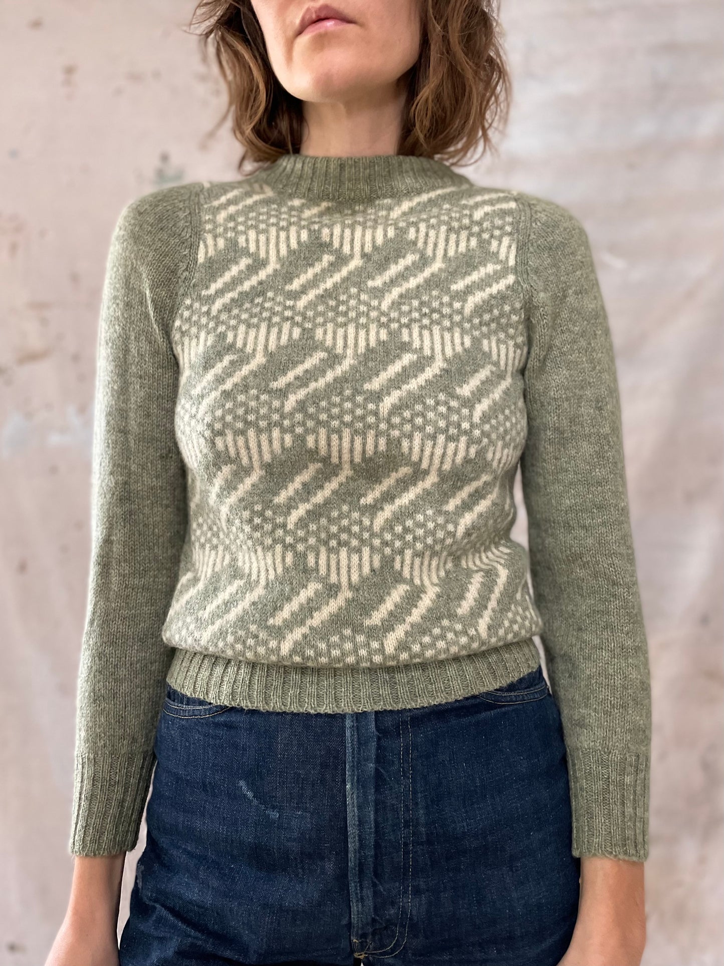 Green and Ivory Scottish Knit Sweater